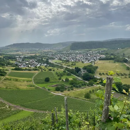 Apartment Urlaub-weinhofherrenberg 2 *